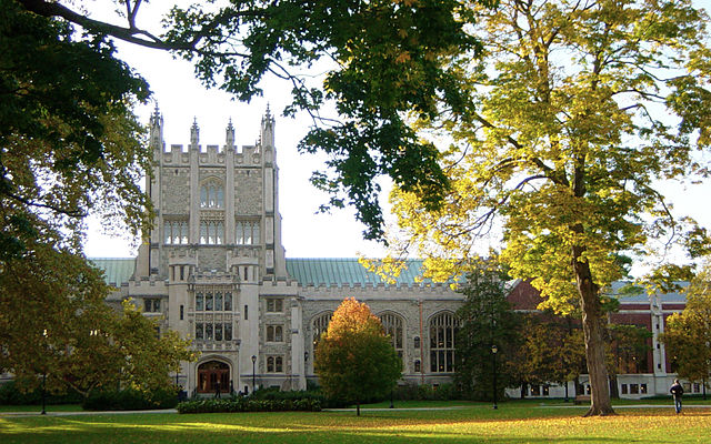 640px-Thompson_Library_(Vassar_College)