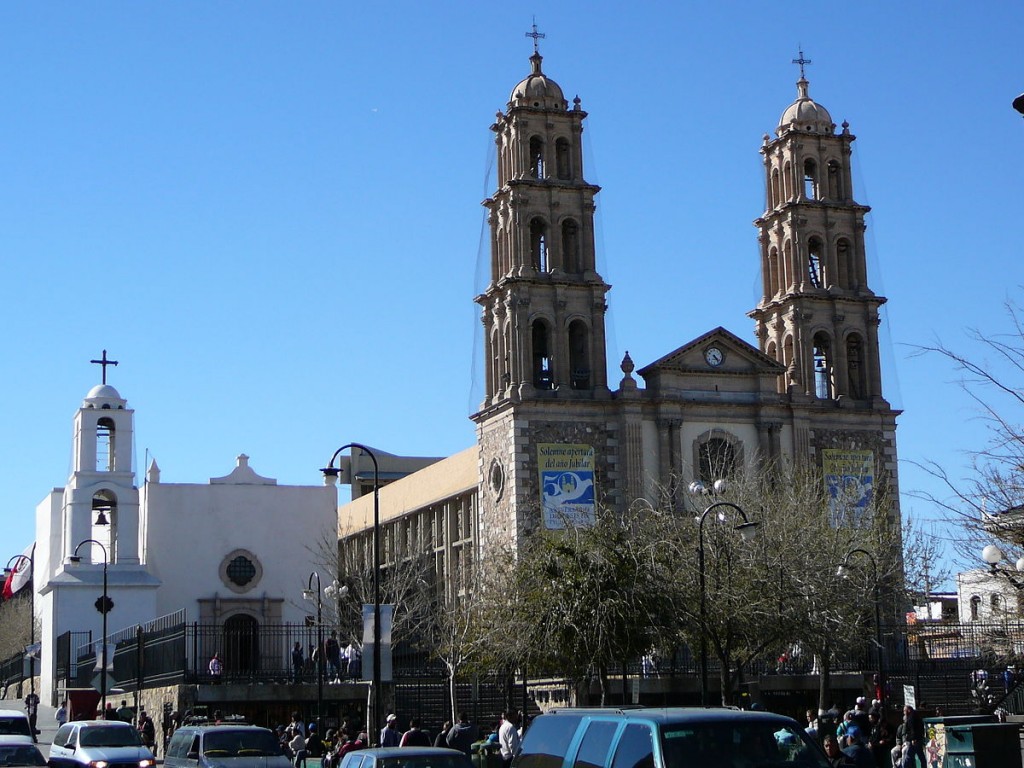1200px-Juarez_Cathedrale_et_mission_24-02-2007