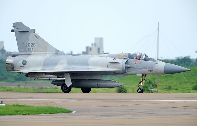 640px-ROCAF_Dassault_Mirage_2000-5Ei_Aoki-6